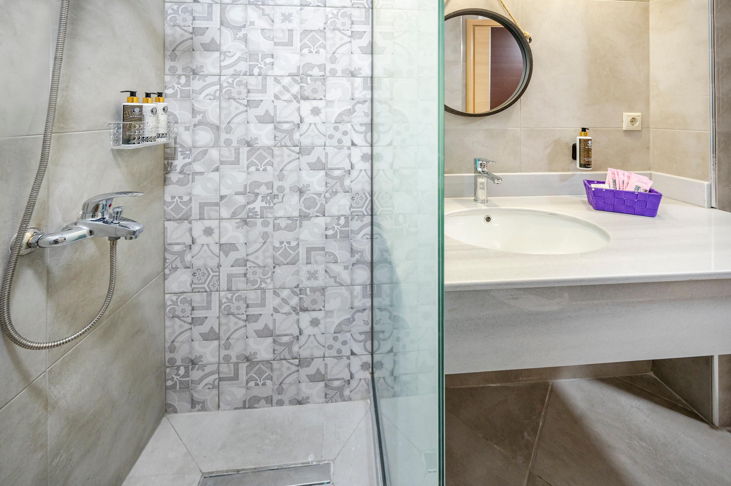 Soft Days, Starry Nights & a Private Pool (106)